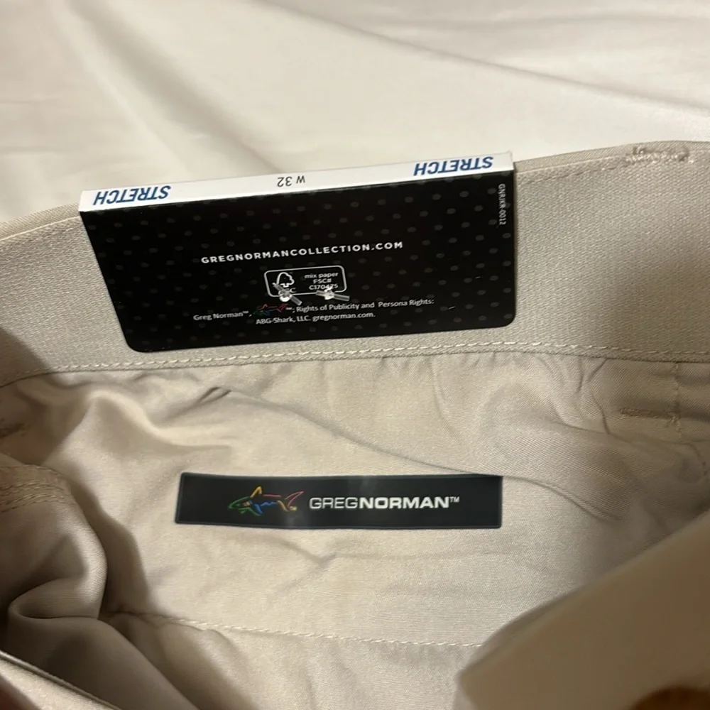 Greg Norman ML75 Microlux Stretch Short Sz 32 Sandstone